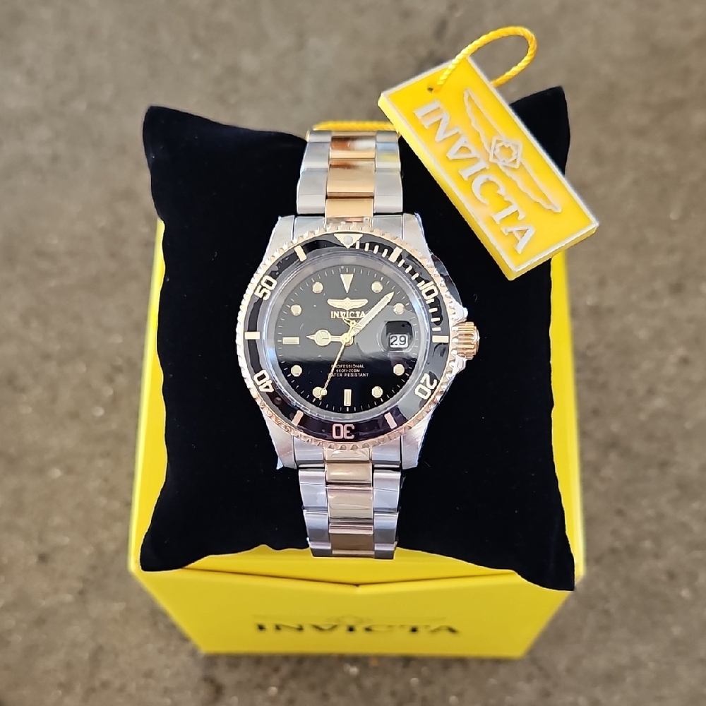 Invicta Pro Diver Gold and Silver Watch